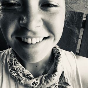Meet your Posher, April